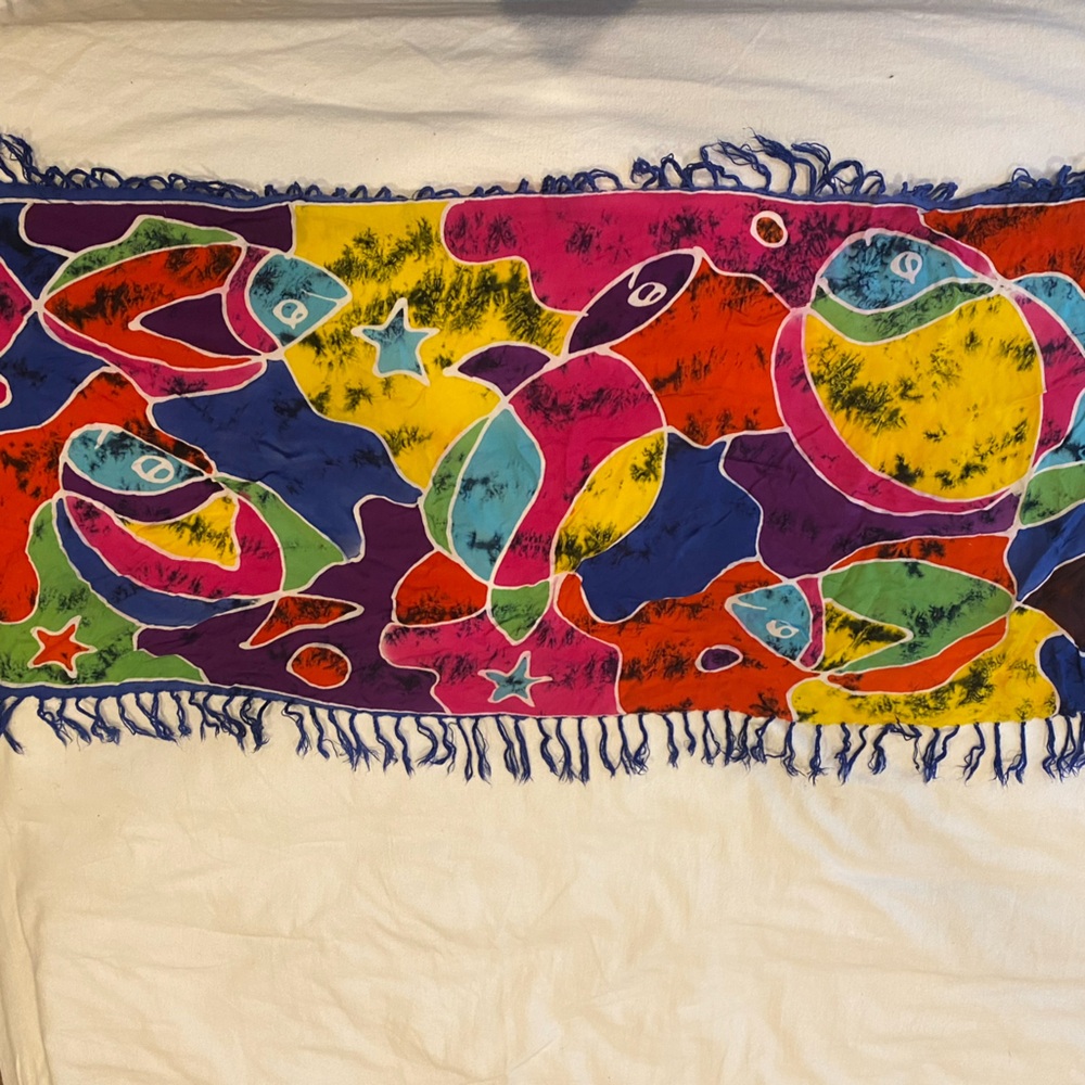 KOKO KNOT Gorgeous Vintage Colorful Fish Scarf